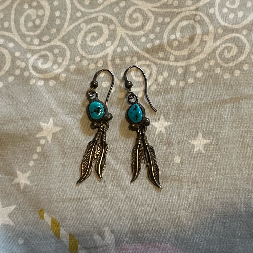 vintage sterling silver turquoise dangle earrings with feathers